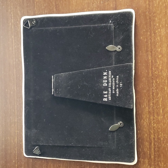 Rae Dunn Class of 2020 Black Matte 5x7 Picture Frame - Picture 3 of 4